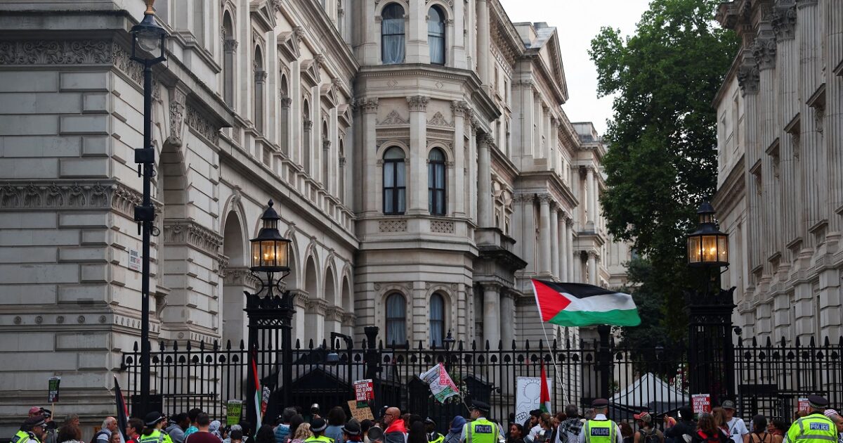 Britain: Over 200 MPs seek to be recognized by the state of Palestine