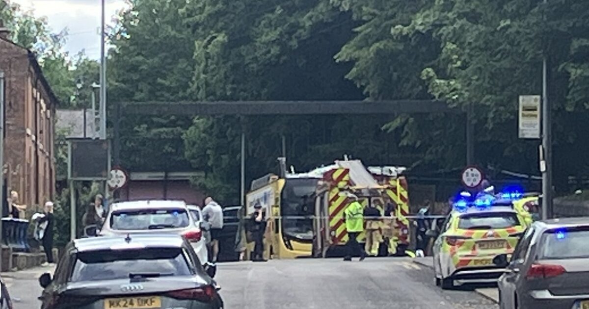 Britain: Two -storey bus fell on a bridge in Manchester – over 15 injured