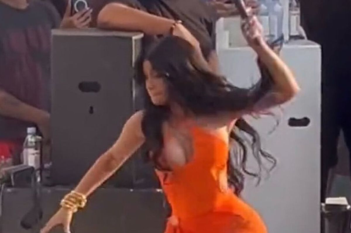 Η τραγουδίστρια Cardi B