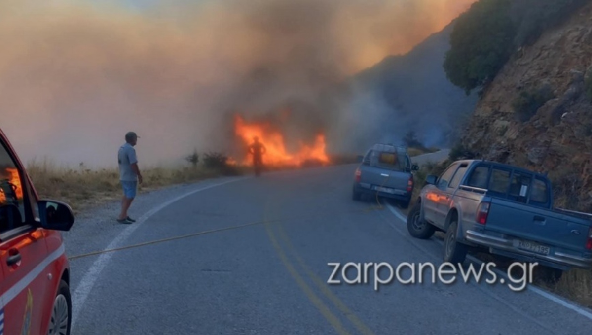 Φωτιά στα Τεμένια στην Κρήτη. Φωτογραφία: zarpanews.gr