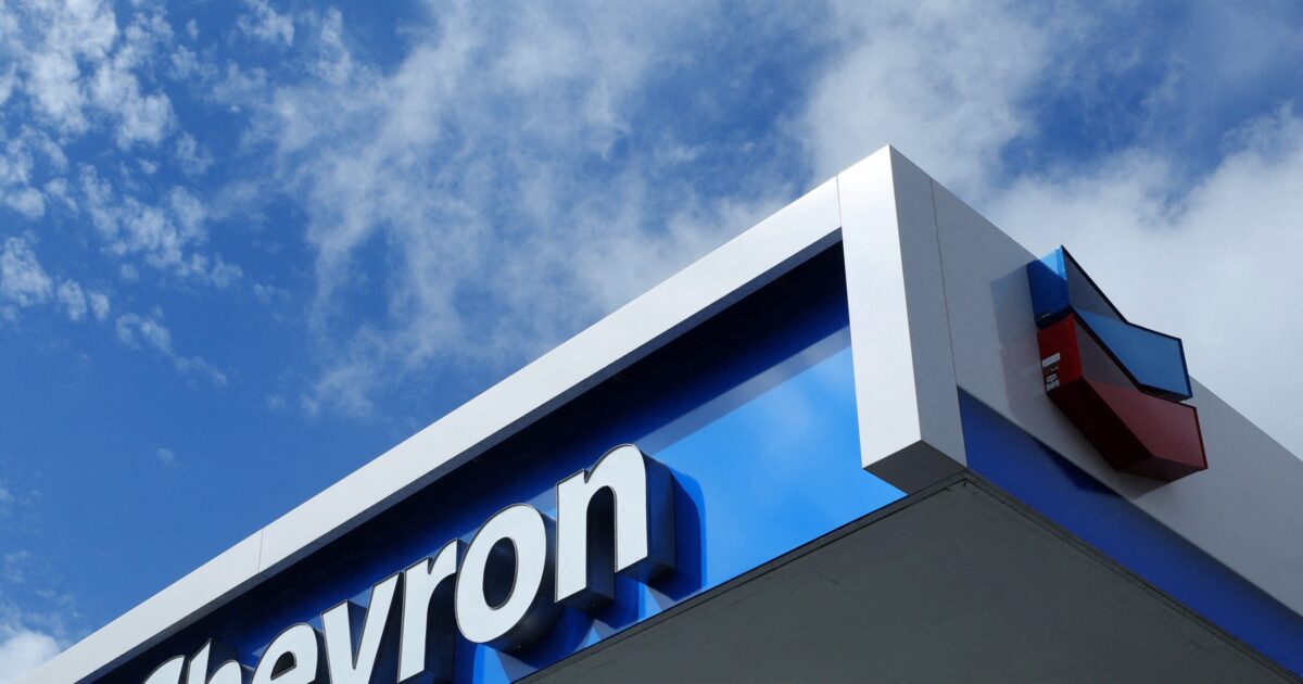 Chevron: The US allows her to resume oil pumping in Venezuela