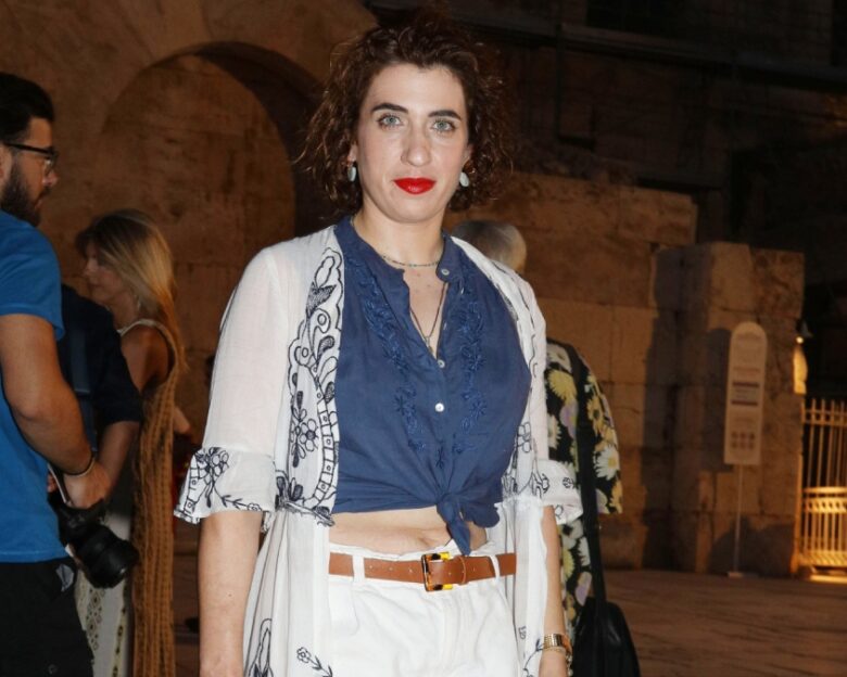 Δανάη Λουκάκη: «Τους λέω ότι έχω παίξει στις “Άγριες Μέλισσες” και δεν με πιστεύουν»