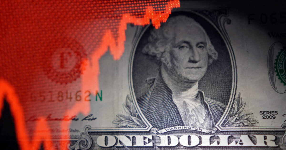 Dollar falls the world economy, hurts USA