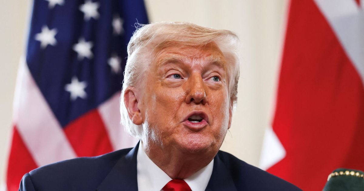 Trump for Esttein: “I never went to his island – everything is a farce”
