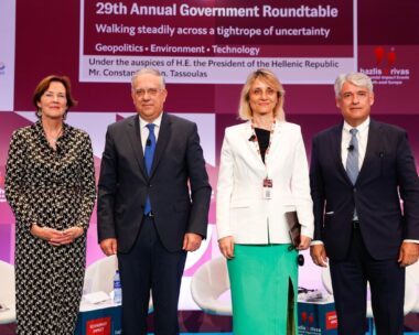 Ο Τάκης Θεοδωρικάκος στο 29ο Economist Roundtable