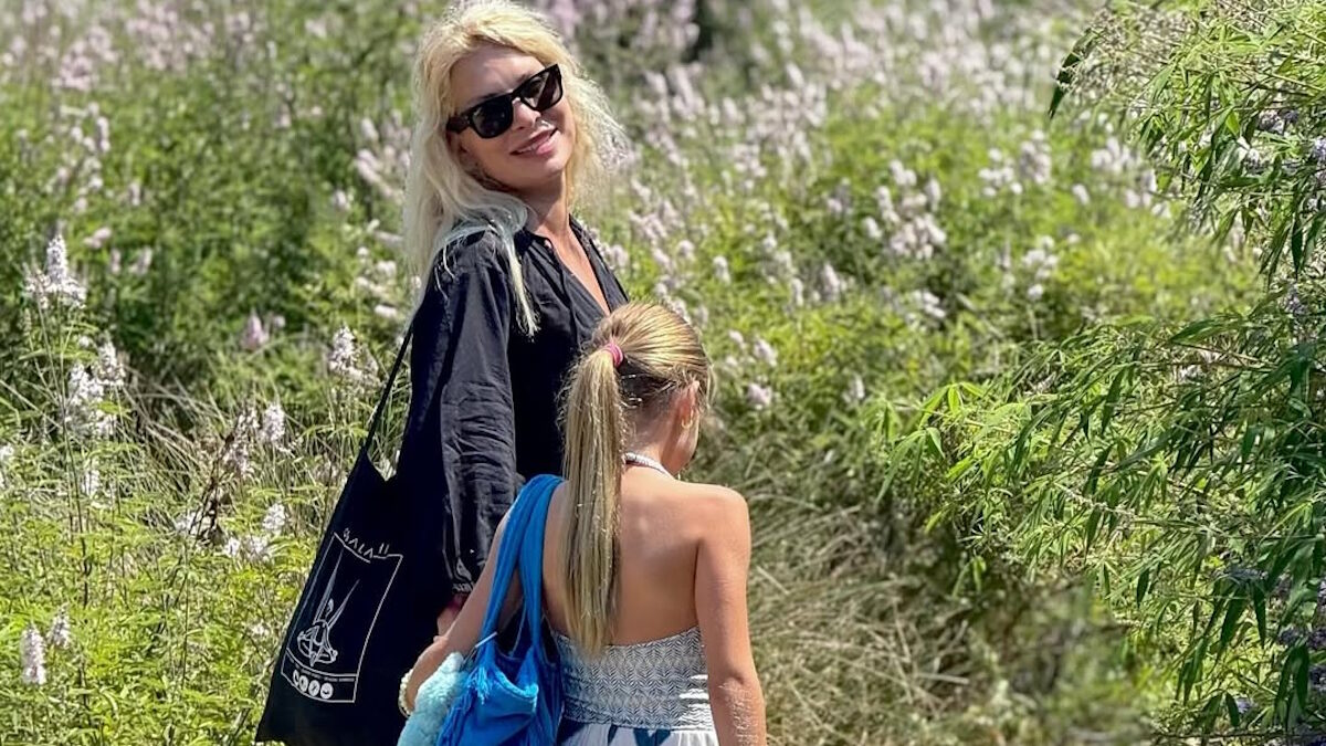 Ελένη Μενεγάκη, Μαρίνα Παντζοπούλου