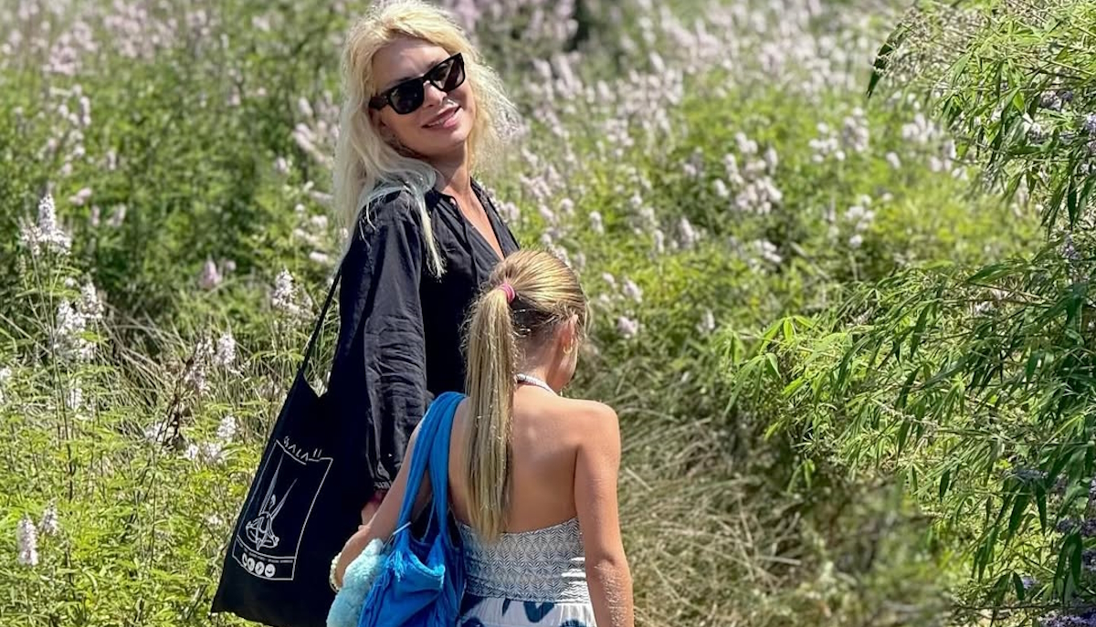 Ελένη Μενεγάκη, Μαρίνα Παντζοπούλου