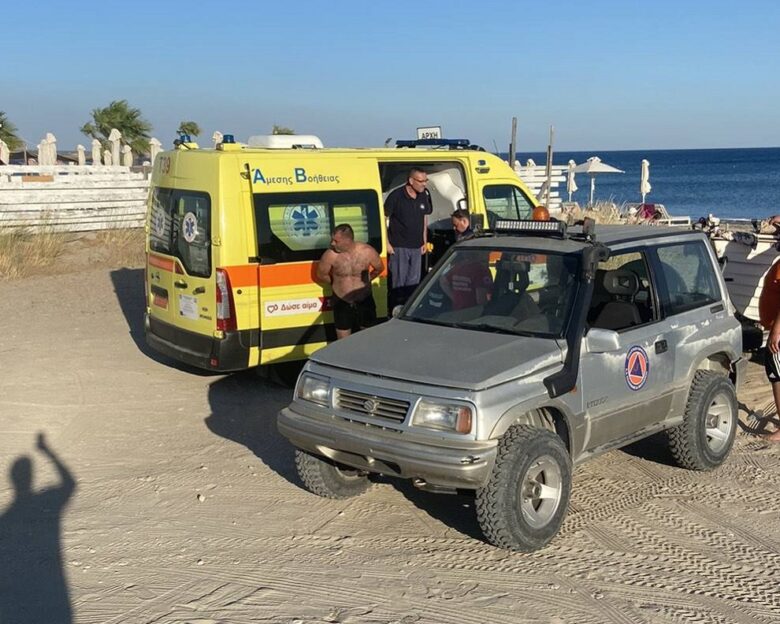 Θεσσαλονίκη: Ένας πατέρας με την 10χρονη κόρη του παρασύρθηκαν από τα κύματα στην Επανομή
