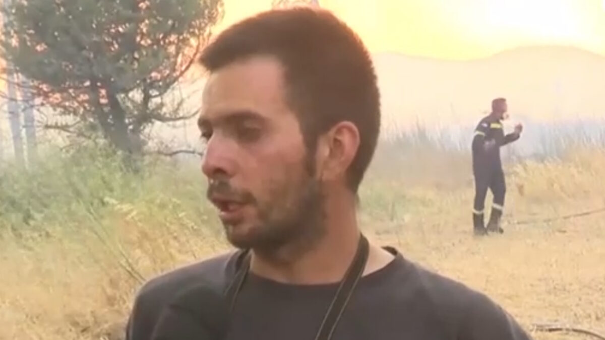 Ο εθελοντής πυροσβέστης που μίλησε στην τηλεόραση του ΣΚΑΪ