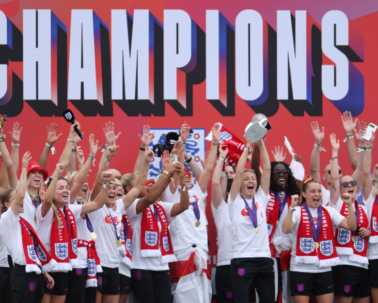 Bend It Like Beckham: Κυκλοφορεί το σίκουελ της ταινίας με θέμα την κατάκτηση του Euro γυναικών από την Εθνικής Αγγλίας