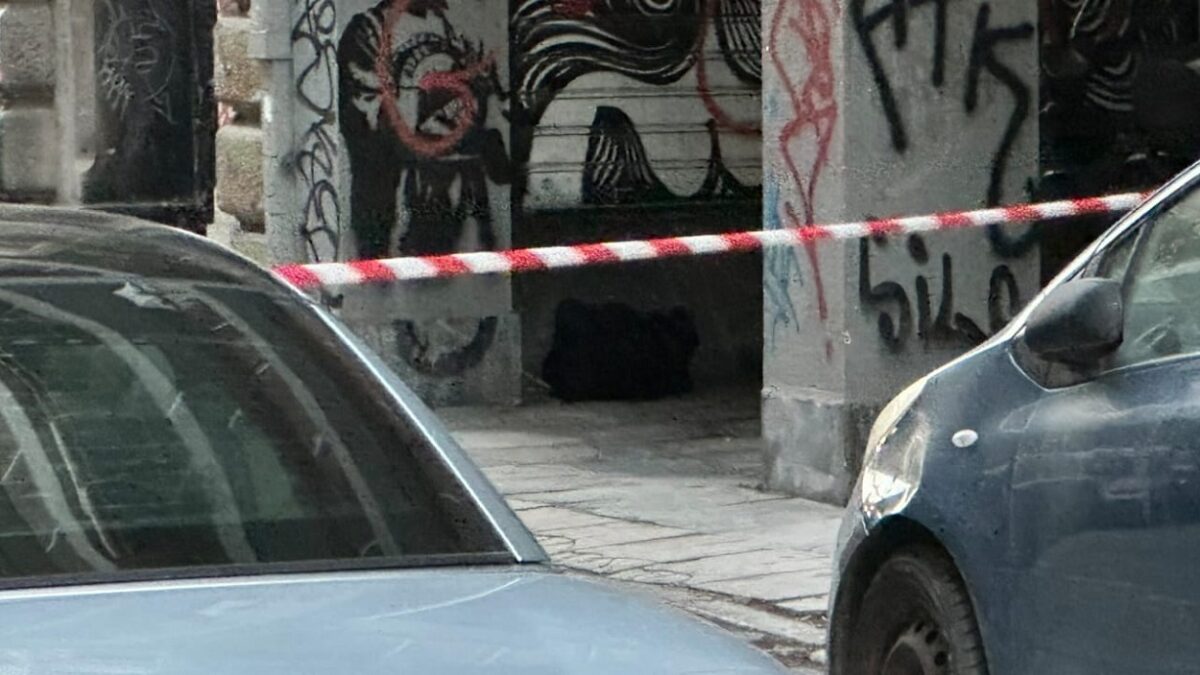 Ύποπτο αντικείμενο στα Εξάρχεια