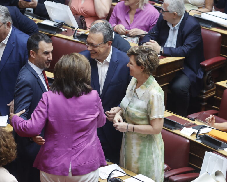 Πρώτο κοινό βήμα ΣΥΡΙΖΑ και Νέας Αριστεράς: Καταθέτουν κοινό αίτημα για προανακριτική για Βορίδη και Αυγενάκη