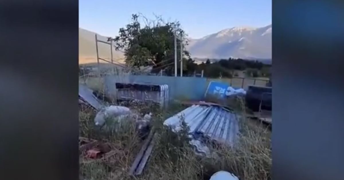 Documentary video from the construction site where the fire started in Feneo Corinth – tools, pallets, gasoline bits, cables