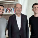 Ο Φειδίας Παναγιώτου με τον ηγέτη του ψευδοκράτους