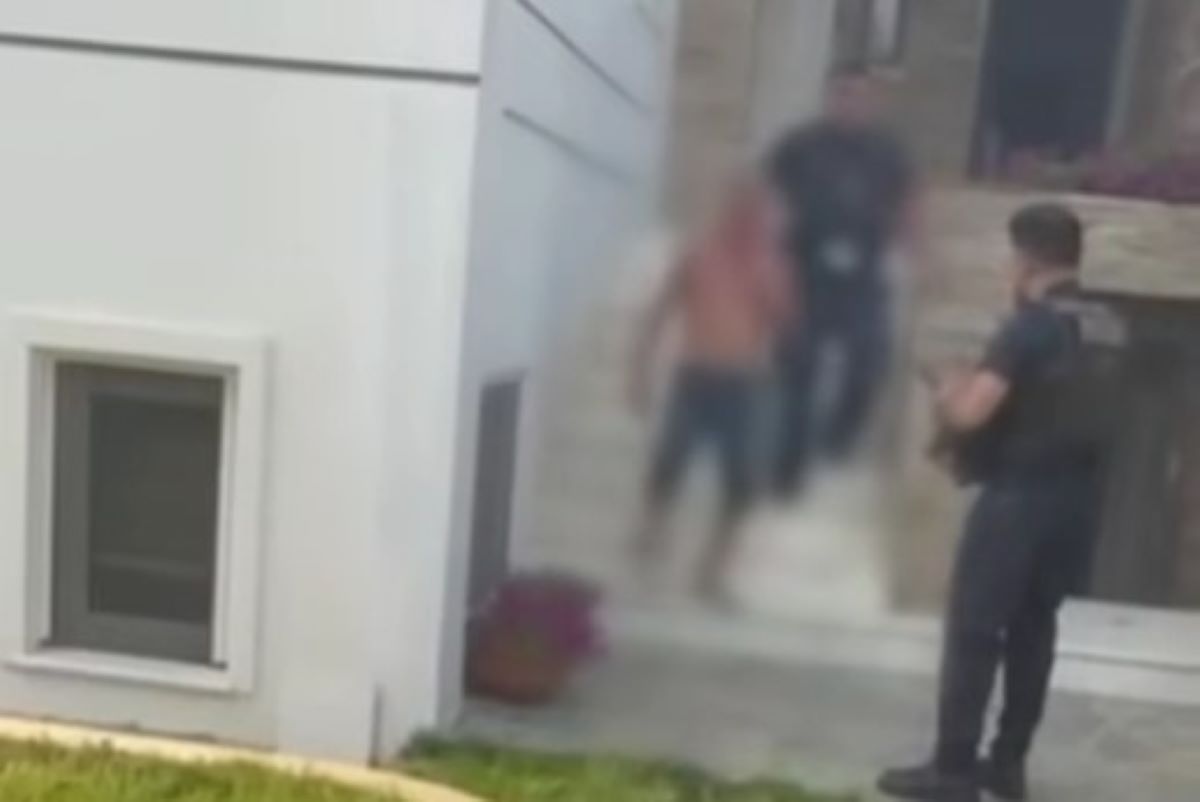 Απεγκλωβισμοί κατοίκων Κρυονερίου από την ΕΛ.ΑΣ.