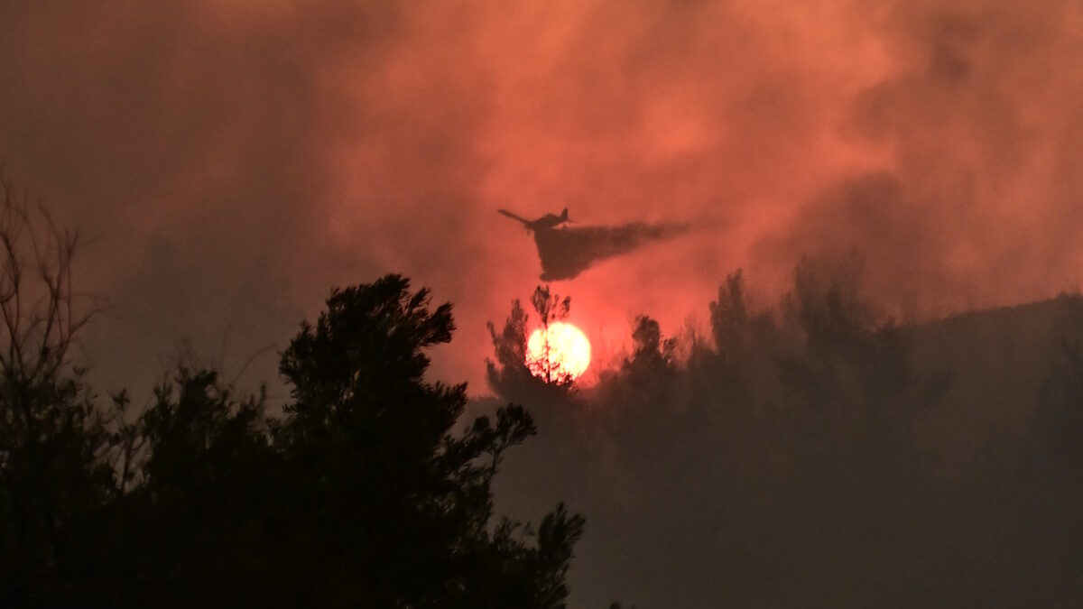 Φωτιά στον Ωρωπό