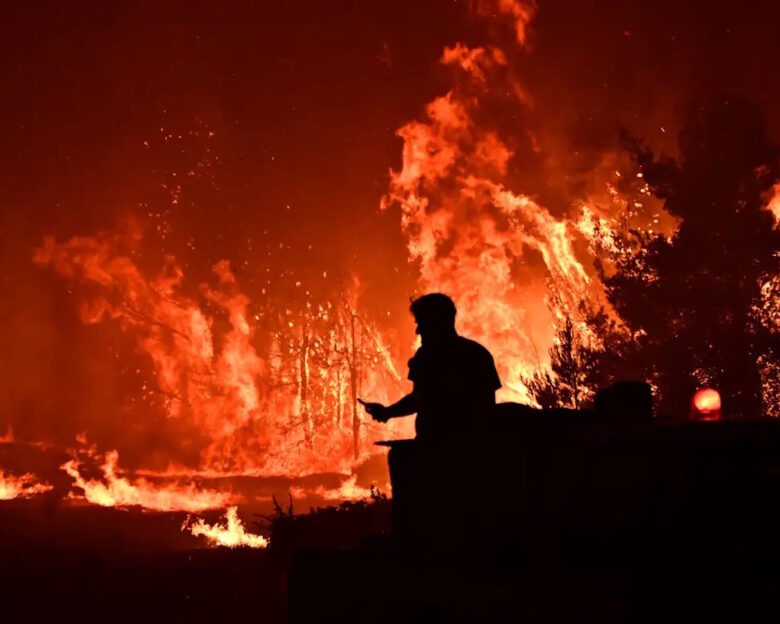 Πολύ υψηλός κίνδυνος πυρκαγιάς την Κυριακή – Σε πορτοκαλί συναγερμό σχεδόν όλη η χώρα