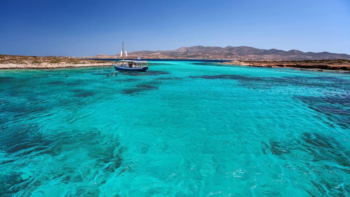 Σμαραγδένια νερά στη Ρήνεια