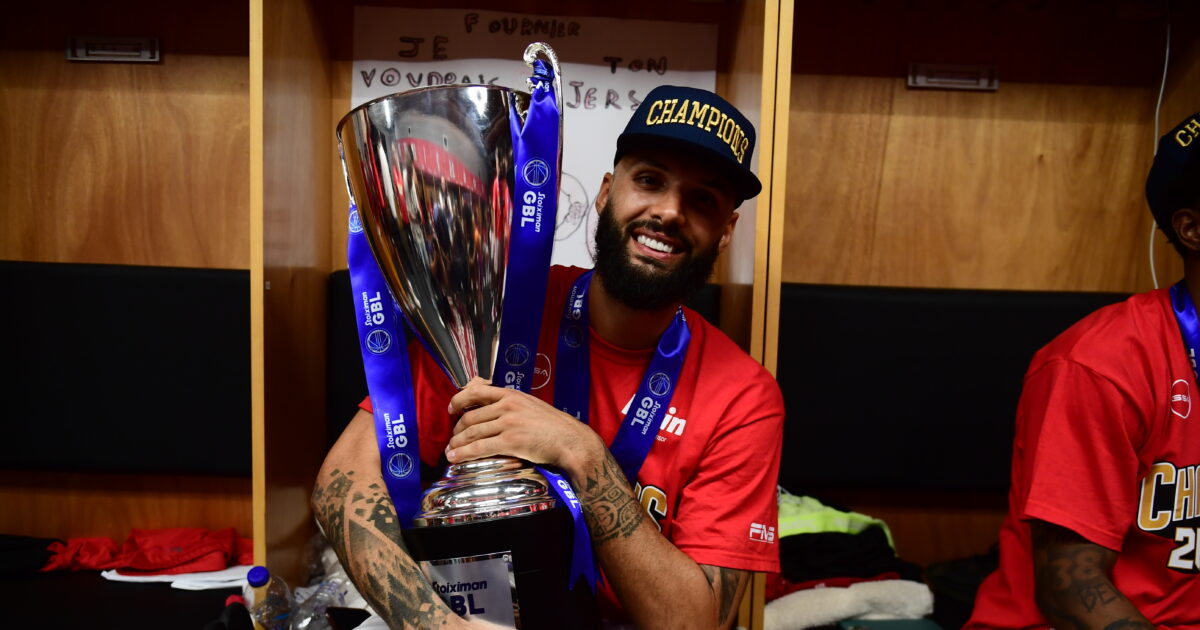 Olympiacos recovers Fournier: “House is where your heart is located”