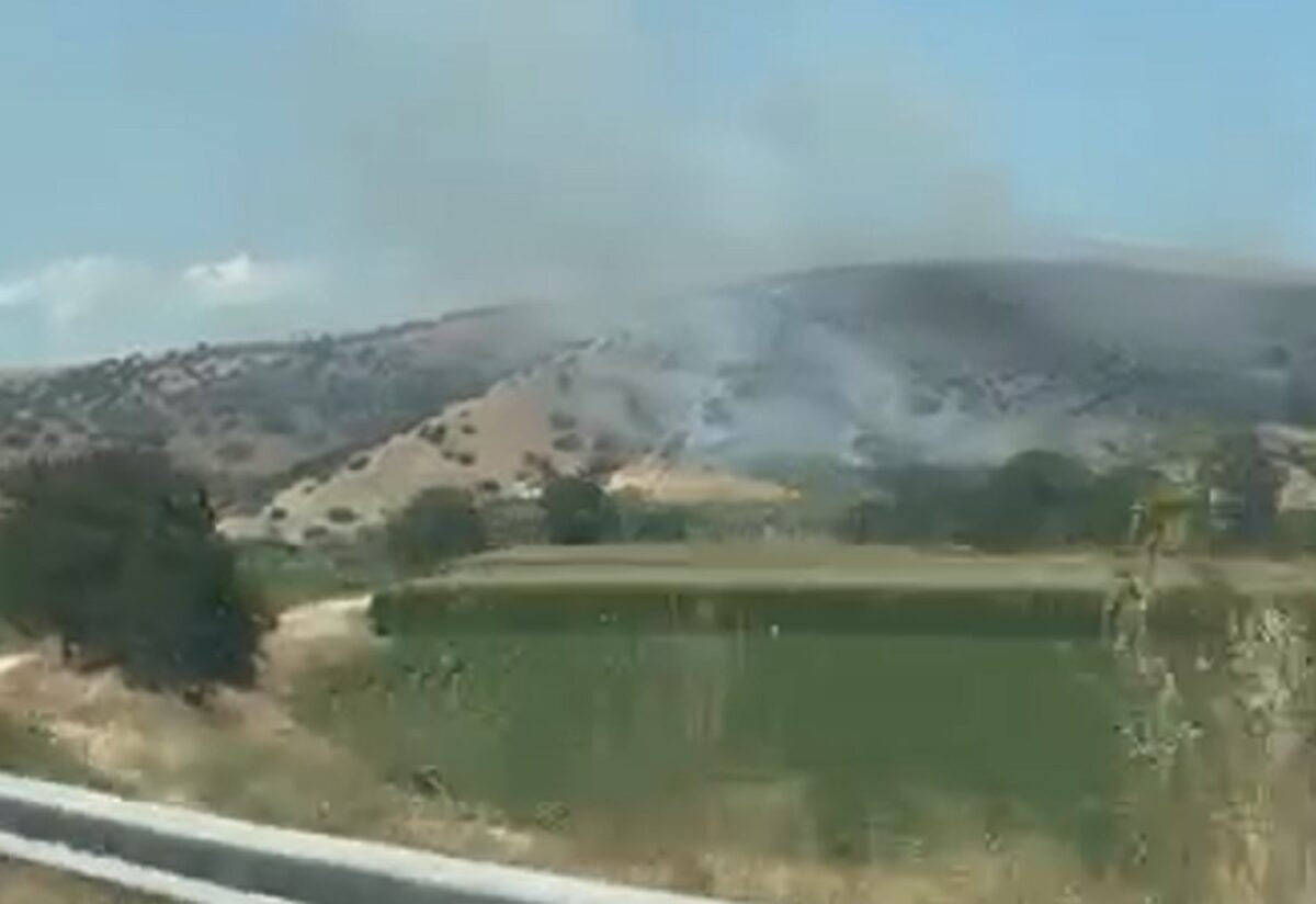 Φωτιά στη Λάρισα