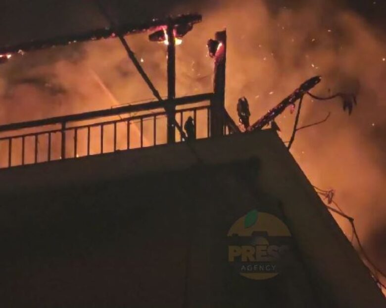 Φωτιά σε διαμέρισμα στον Λυκαβηττό – Με εγκαύματα στο νοσοκομείο ο ένοικος