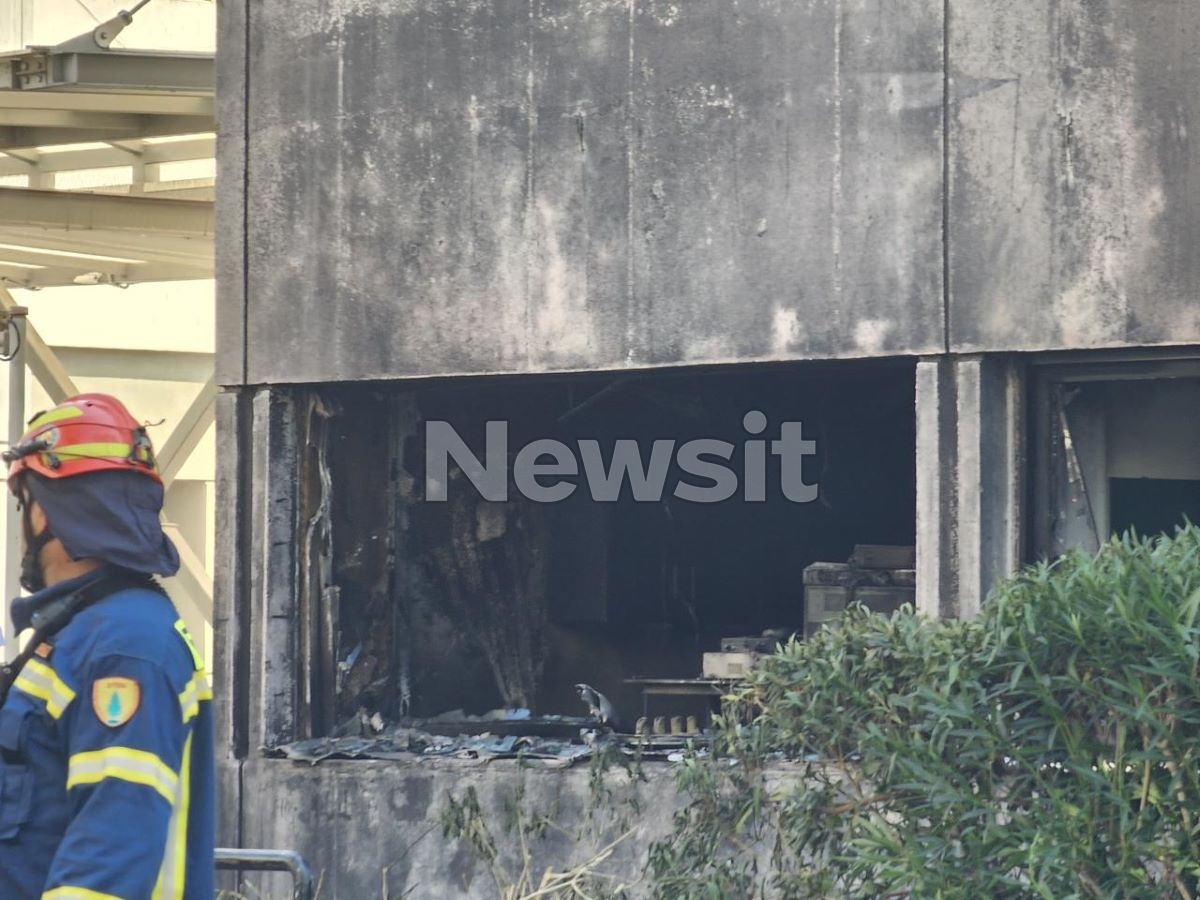 Φωτιά στο νοσοκομείο Metropolitan στον Χολαργό