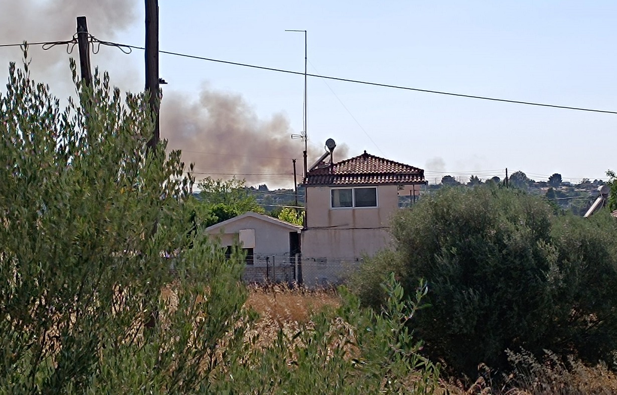 Φωτιά στο Σχηματάρι