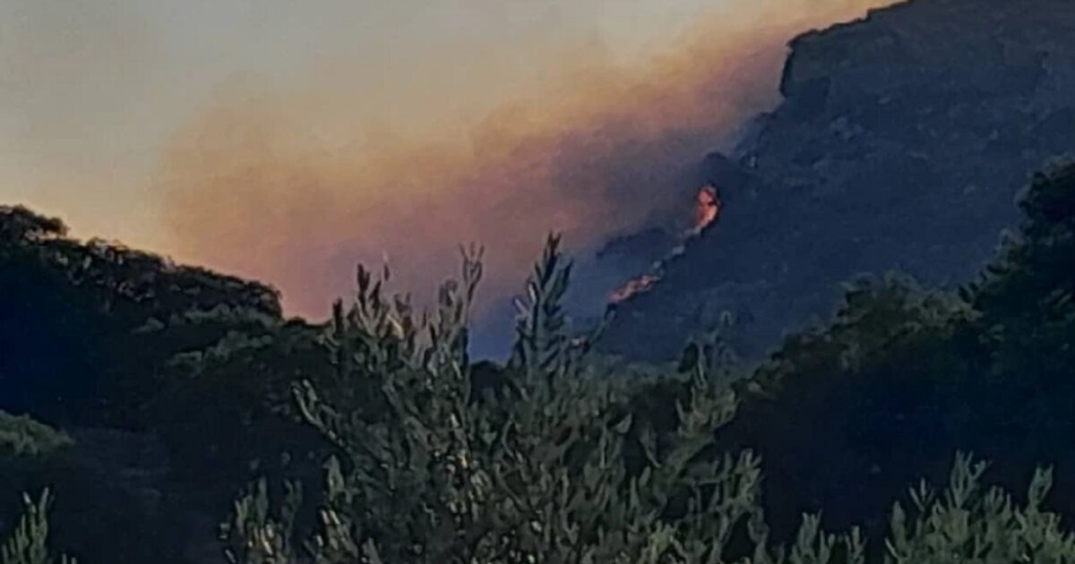 Fire in Chania: Uncontrolled the fiery front, houses were burned by 112