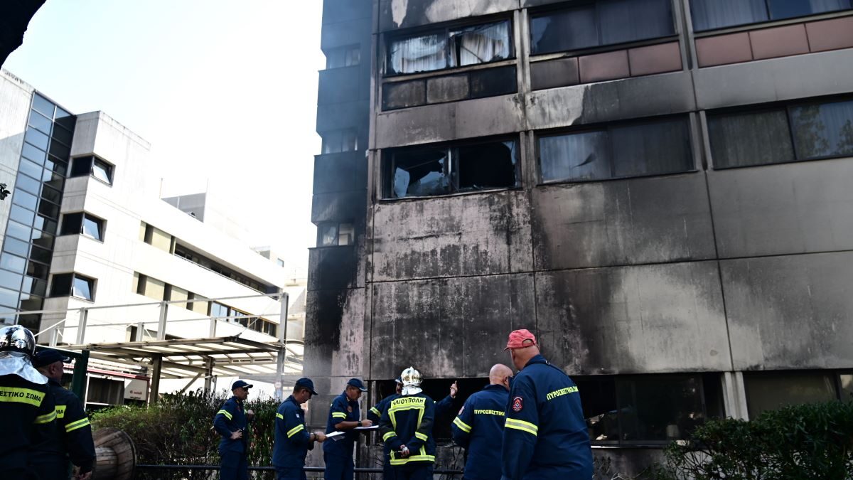 Φωτιά στο νοσοκομείο Metropolitan στον Χολαργό