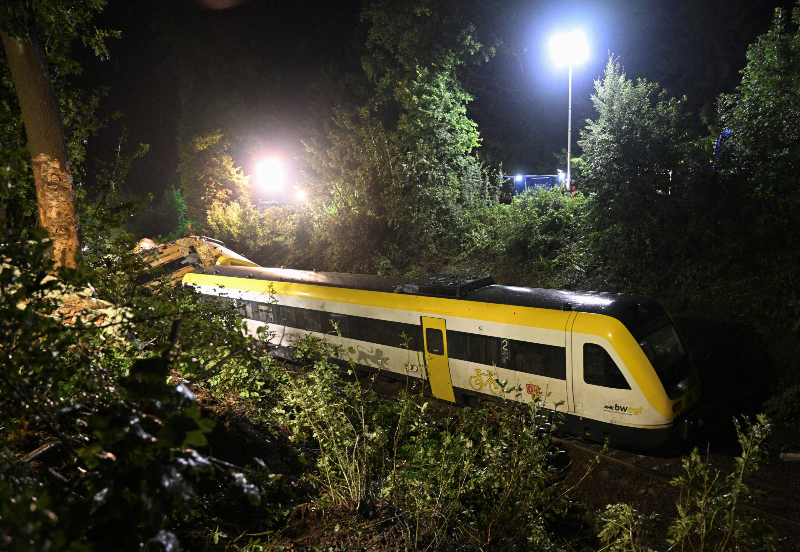 The derailled train to Germany