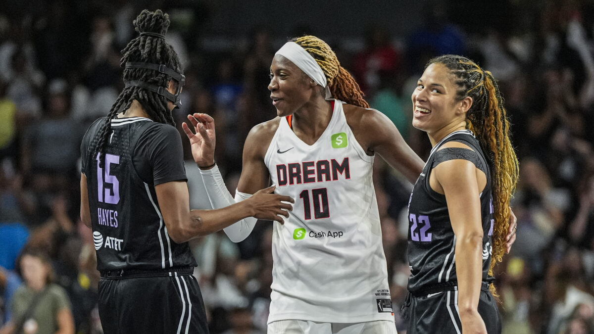 Στιγμιότυπο από τον αγώνα Golden State Valkyries - Atlanta Dream στο WNBA