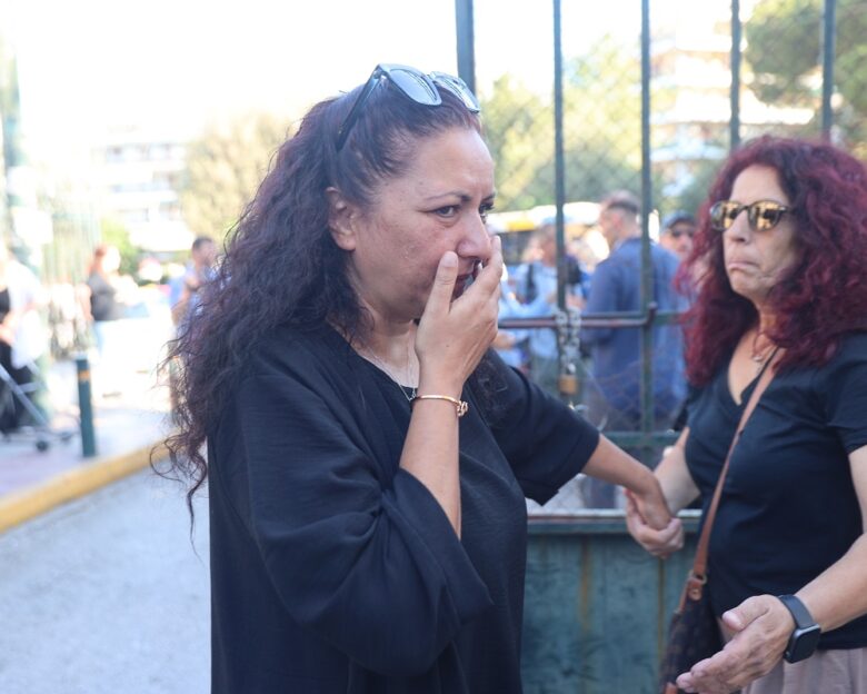 Κυριακή Γρίβα: Ο δράστης την παρακολουθούσε με GPS από το ρολόι που της δώρισε – Η συγκλονιστική κατάθεση της μητέρας της