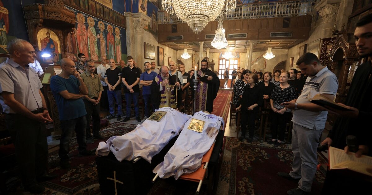 Gaza: “From stray Israeli fire the Catholic Church” – “It was our mistake,” Netanyahu says