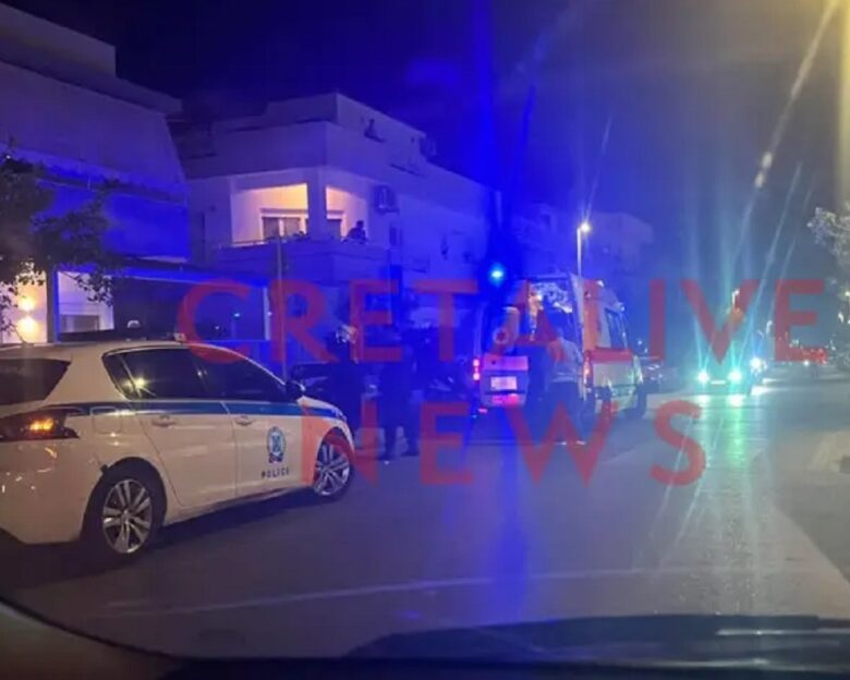 Καταδίωξη στο Ηράκλειο: Οδηγός μηχανής παραβίασε το stop και έπεσε σε αυτοκίνητο