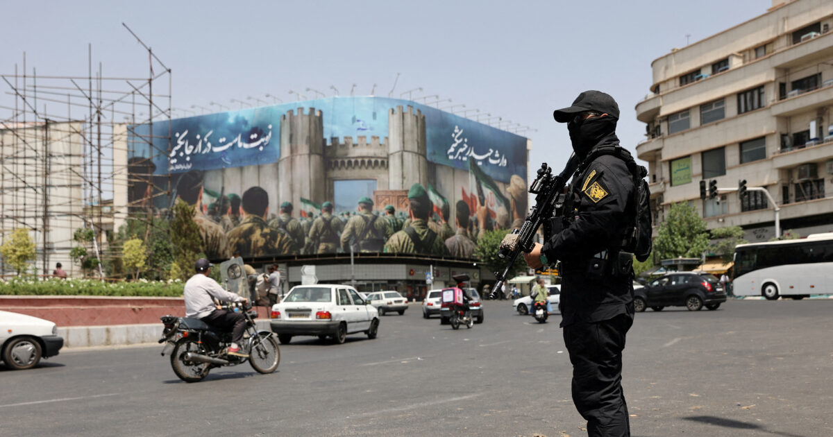 Iran: armed attack on a courthouse – five dead