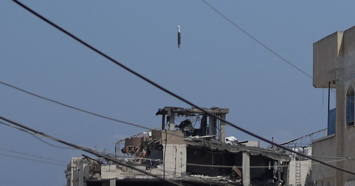 New Front in Gaza: Why Israel is now hurting Deir al-Balah and what the heavy attack marks