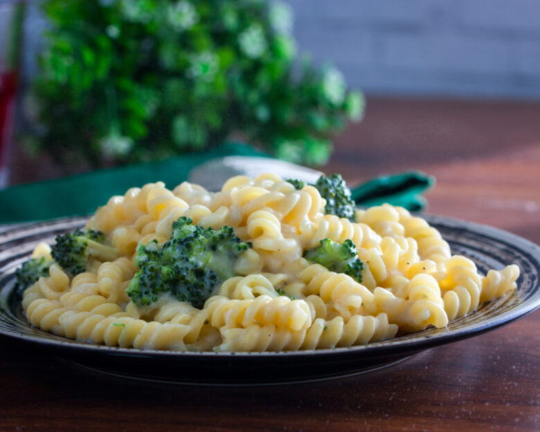 Συνταγή της Μάρθα Στιουάρτ για mac & cheese με μπρόκολο