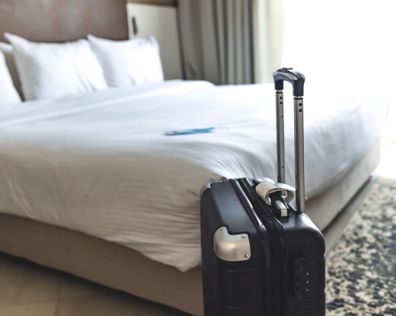 Έρευνα ΟΠΑ: Σχεδόν ανύπαρκτη η επίδραση του Airbnb στην αγορά κατοικίας στην Ελλάδα