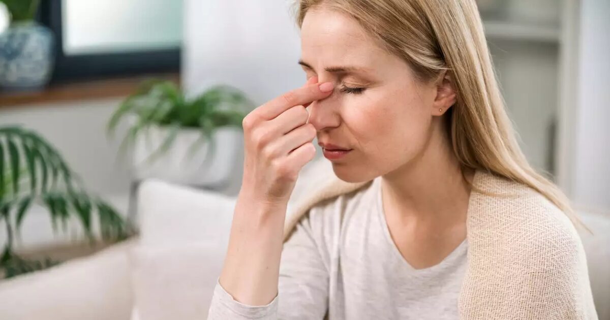 What causes air conditioning to the nose and how can you protect yourself