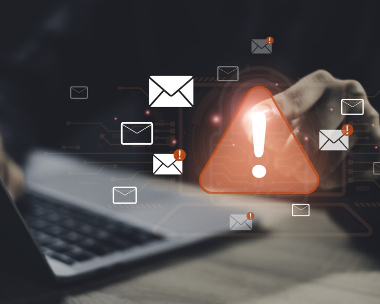 Τσεχία: Συνελήφθη Ουκρανός για απειλητικά mail σε σχολεία – «Τον χρηματοδοτούσε η Ρωσία»