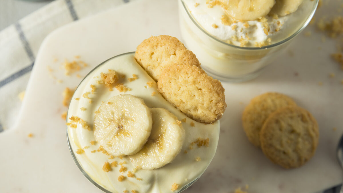 Sweet Homemade Banana Pudding with Vanilla Wafers