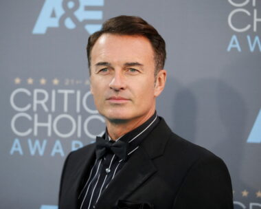 Ο Julian McMahon