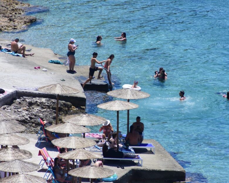 Καιρός: Η Τρίτη η πιο δύσκολη μέρα του καύσωνα – Στους 42 βαθμούς θα εκτιναχθεί η θερμοκρασία