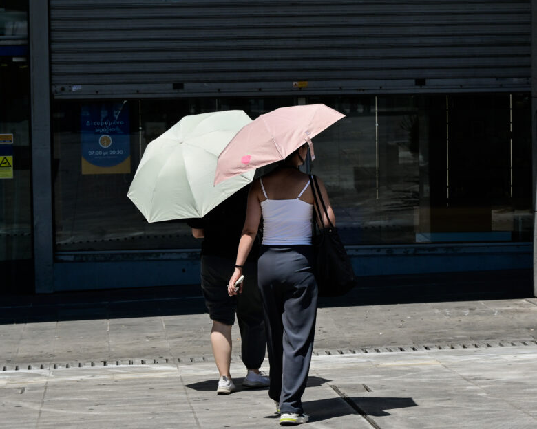Καύσωνας: Απαγορεύονται delivery και εξωτερικές εργασίες από 11.00-18.00 – Έκτακτα μέτρα από το υπουργείο Εργασίας