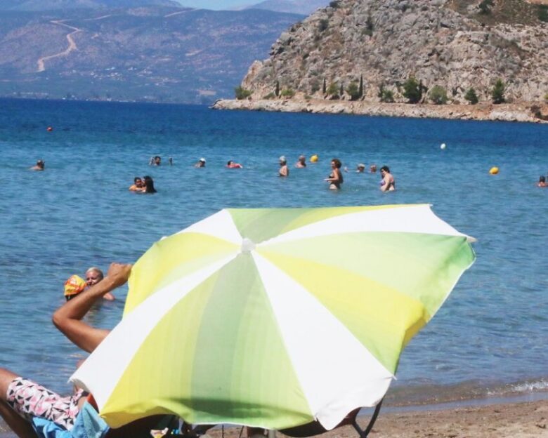 Καιρός σήμερα : Καύσωνας με τη θερμοκρασία στους 40 βαθμούς Κελσίου