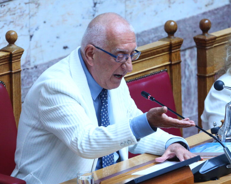 Nικήτας Κακλαμάνης: «Ποιο πραξικόπημα» – Οι απαντήσεις στις αιτιάσεις της αντιπολίτευσης στην χθεσινή ψηφοφορία για τον ΟΠΕΚΕΠΕ