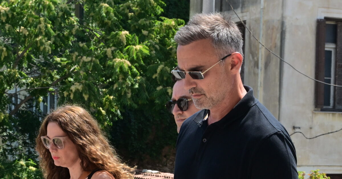 Gerasimos Michelis: Tears at the actor’s funeral – the protagonists of “Five” are crushed