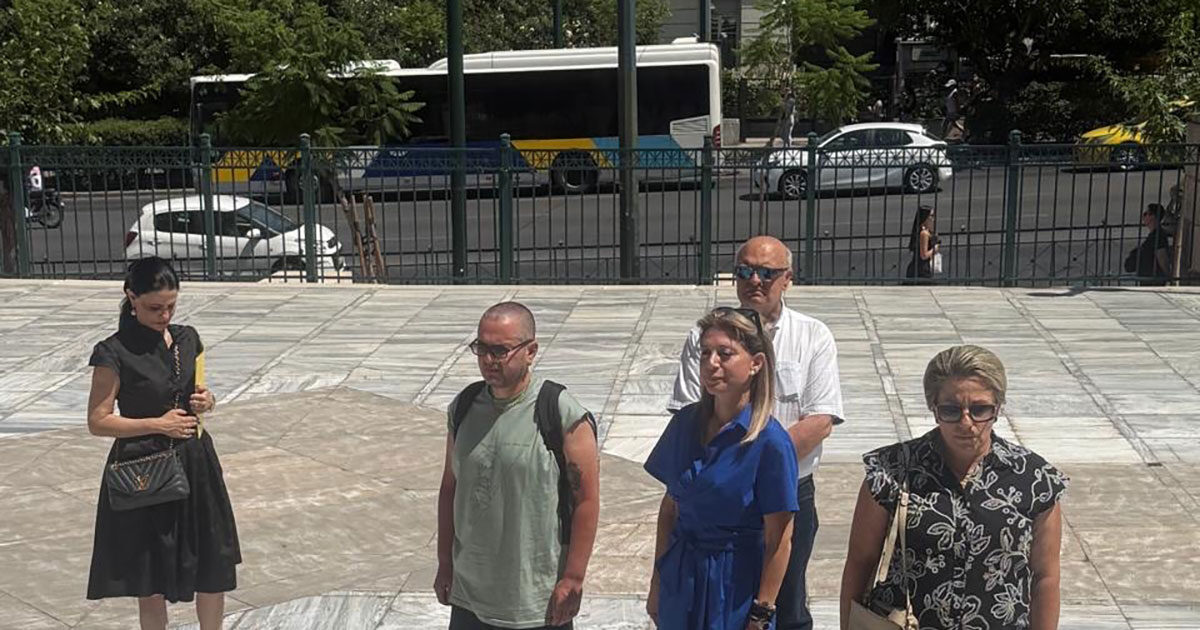 In the House Maria Karystianou with 1.3 million signatures – a minute’s silence in memory of the dead in Tempi