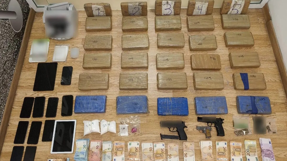 Κύκλωμα διακίνησης κοκαϊνης εξαρθρώθηκε στον Πειραιά