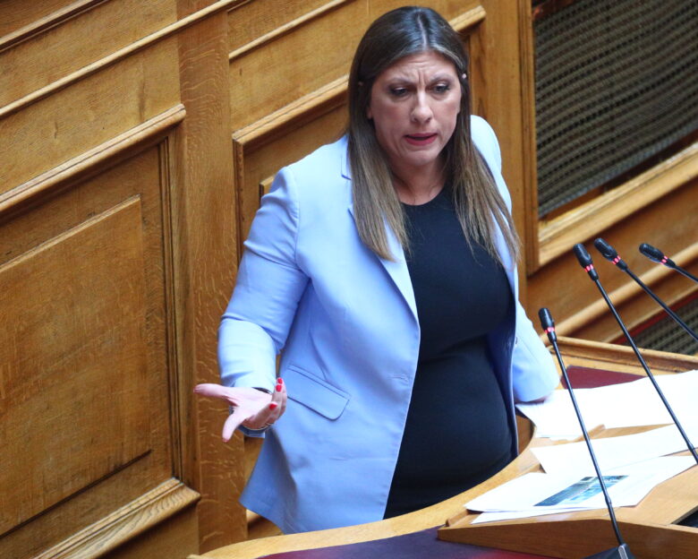 Κωνσταντοπούλου σε Αυγενάκη: Σηκωθήκατε να μας χτυπήσετε, όπως κάνατε στο αεροδρόμιο;